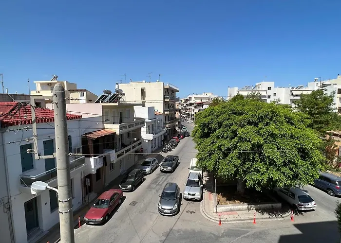 Antonis Kavros In The Center Of Chania La Canée