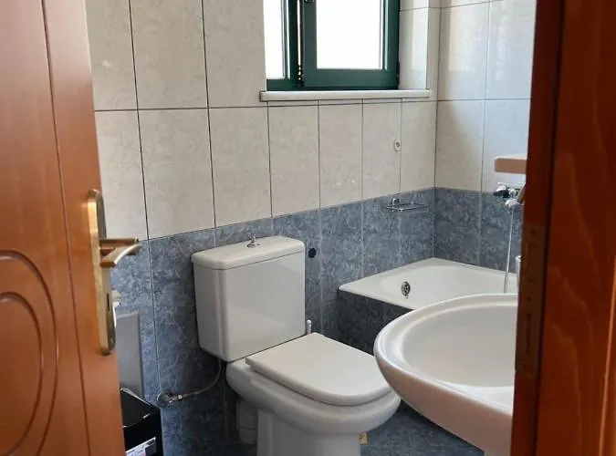 Antonis Kavros In The Center Of Chania * La Canée